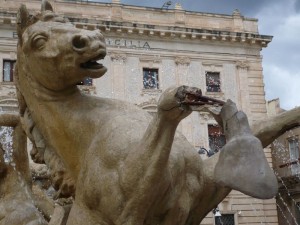 Fontana di Diana Siracusa Times